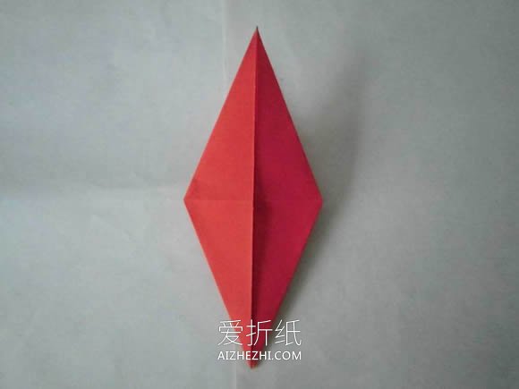 怎么手工折纸圣诞花环的折法步骤图解- www.aizhezhi.com