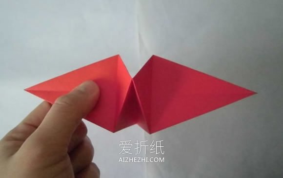 怎么手工折纸圣诞花环的折法步骤图解- www.aizhezhi.com