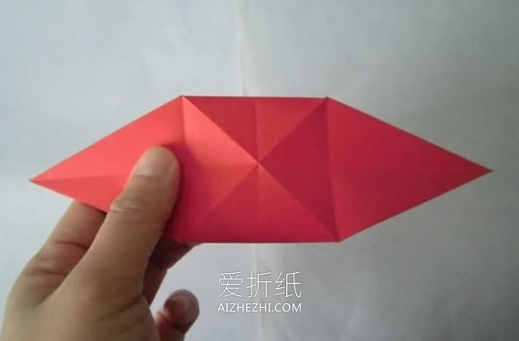 怎么手工折纸圣诞花环的折法步骤图解- www.aizhezhi.com