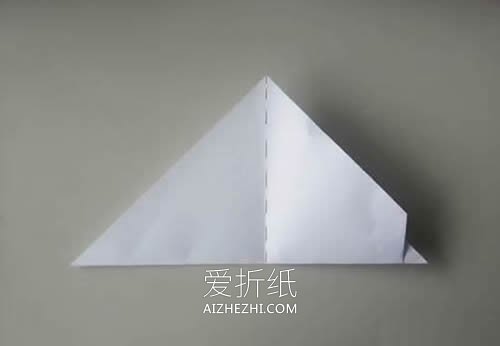 幼儿怎么简单折纸草莓的折法步骤教程- www.aizhezhi.com