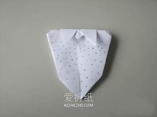 幼儿怎么简单折纸草莓的折法步骤教程- www.aizhezhi.com