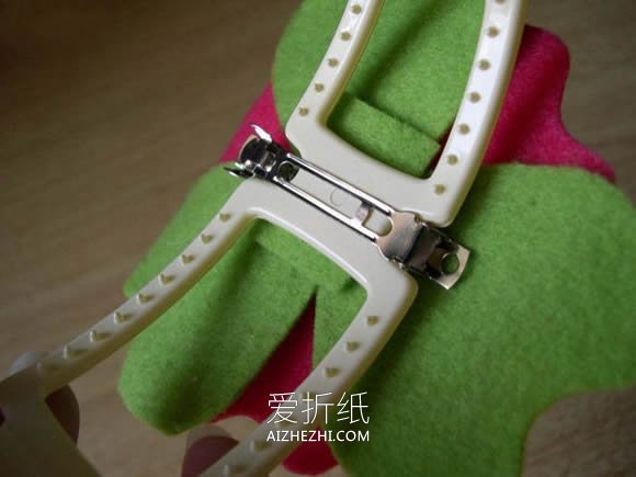 怎么做布艺花朵发箍的手工制作图解教程- www.aizhezhi.com