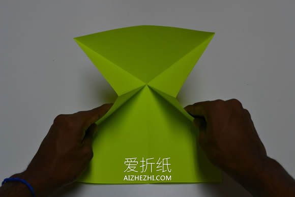 怎么折纸F-16战斗轰炸机的折法图解步骤- www.aizhezhi.com