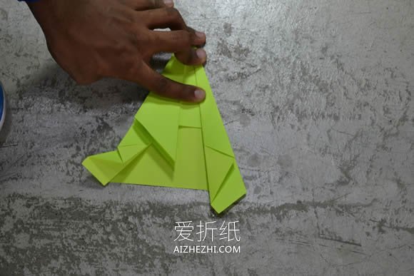 怎么折纸F-16战斗轰炸机的折法图解步骤- www.aizhezhi.com