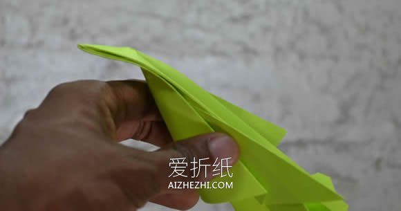 怎么折纸F-16战斗轰炸机的折法图解步骤- www.aizhezhi.com