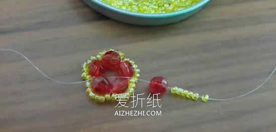 怎么做串珠花戒的制作方法图解步骤- www.aizhezhi.com