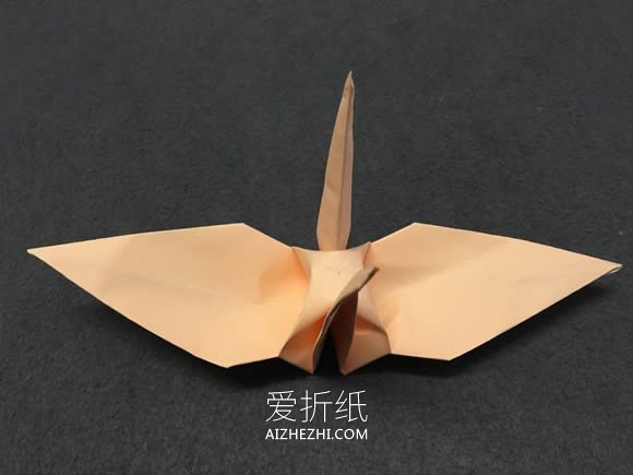 怎么折千纸鹤的详细折法过程图解- www.aizhezhi.com