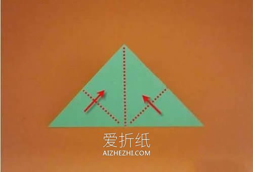 最简单圣诞树怎么折的图解教程- www.aizhezhi.com
