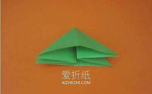 最简单圣诞树怎么折的图解教程- www.aizhezhi.com