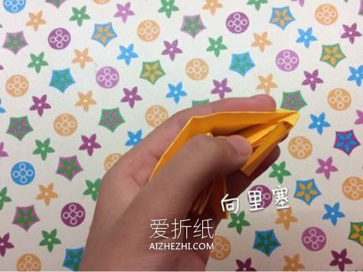 怎么用一张纸折纸记事小本子的折法图解- www.aizhezhi.com