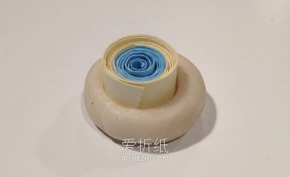 怎么做衍纸圣诞花环烛台的制作方法图解- www.aizhezhi.com