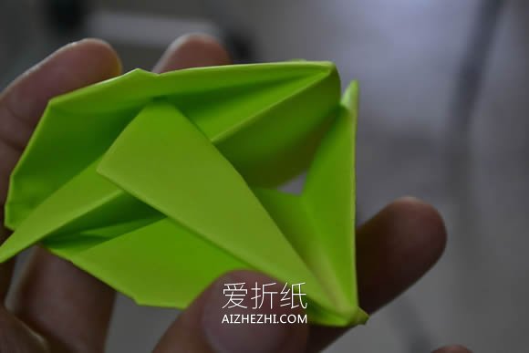 怎么简单折纸太空飞船的折法步骤图解- www.aizhezhi.com