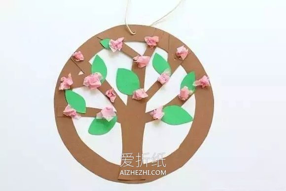 怎么用硬纸板做植树节大树挂饰的制作方法- www.aizhezhi.com