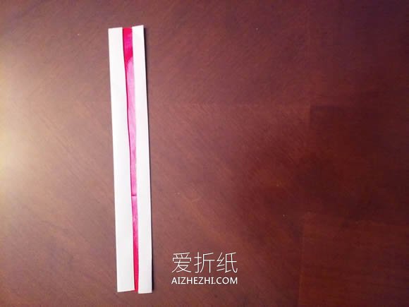 手工折纸漂亮纸扇怎么折的图解教程- www.aizhezhi.com