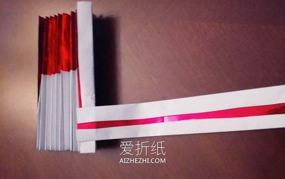 手工折纸漂亮纸扇怎么折的图解教程- www.aizhezhi.com