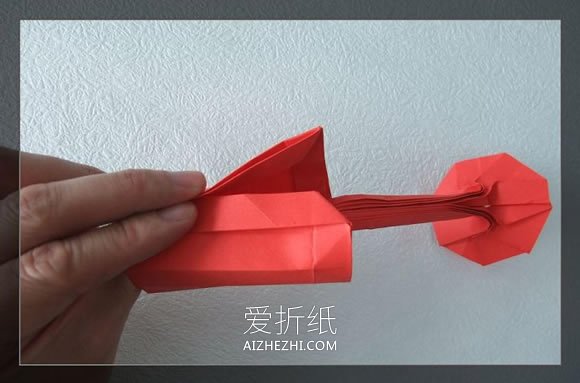 怎么折纸创意倒油漆的折法图解教程- www.aizhezhi.com