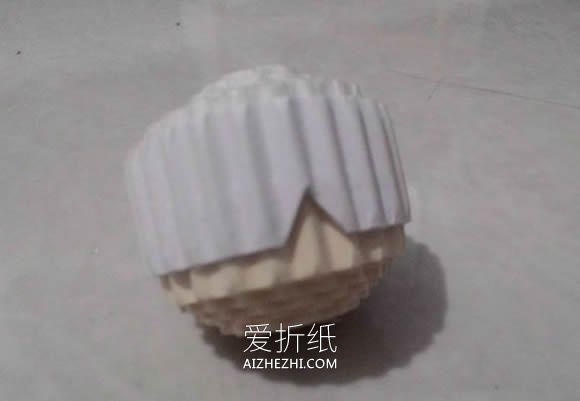 怎么用瓦楞纸做衍纸娃娃人偶的制作步骤- www.aizhezhi.com