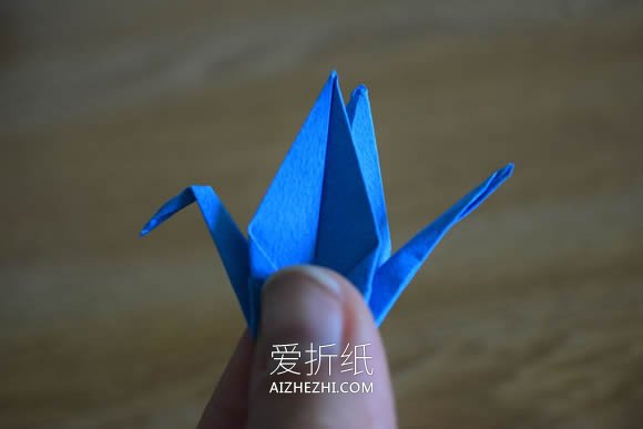 简单手工纸鹤怎么折的过程步骤图解- www.aizhezhi.com