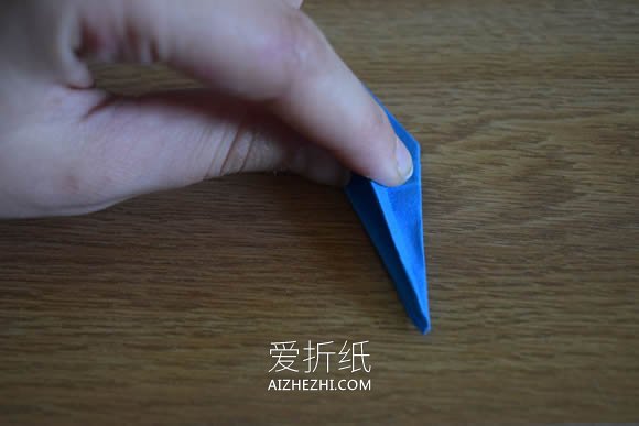 简单手工纸鹤怎么折的过程步骤图解- www.aizhezhi.com