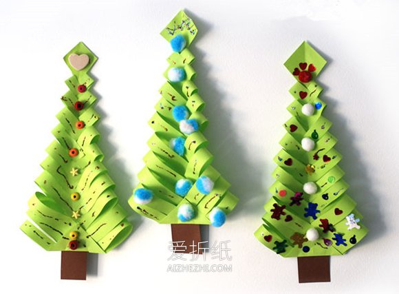 怎么做彩纸圣诞树的手工制作方法教程- www.aizhezhi.com