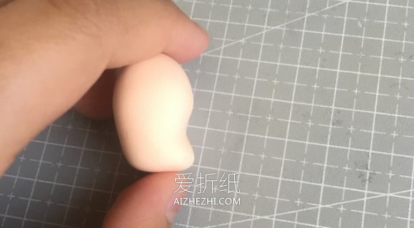 怎么做超轻粘土长角女生人偶冰箱贴的制作方法- www.aizhezhi.com