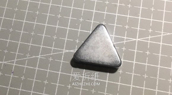 怎么做超轻粘土长角女生人偶冰箱贴的制作方法- www.aizhezhi.com