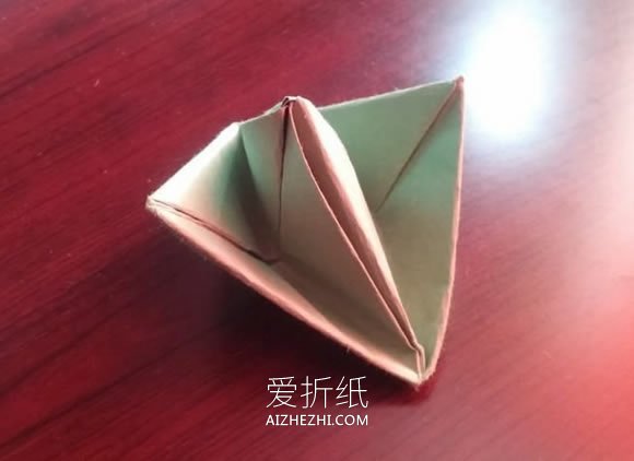 简单小船怎么折的图解教程- www.aizhezhi.com