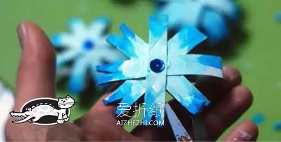 怎么做卷纸芯雪花挂饰的制作方法教程- www.aizhezhi.com