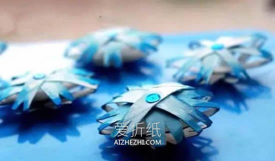 怎么做卷纸芯雪花挂饰的制作方法教程- www.aizhezhi.com