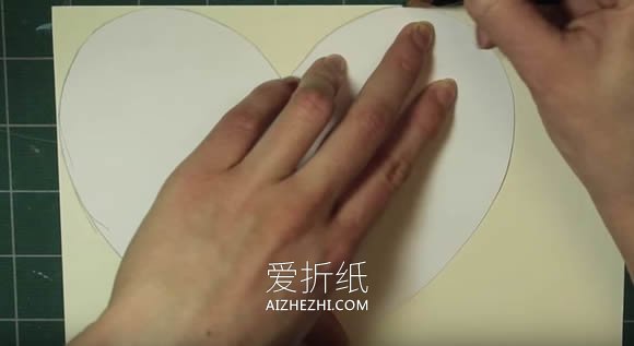 怎么手工编织爱心纸篮子的编法步骤图解- www.aizhezhi.com