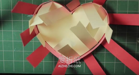 怎么手工编织爱心纸篮子的编法步骤图解- www.aizhezhi.com