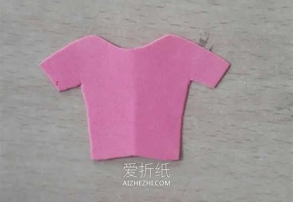 怎么做海绵纸小衣服粘贴画的手工制作教程- www.aizhezhi.com