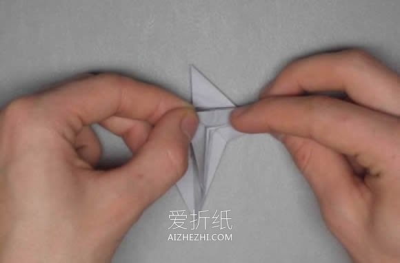 怎么折纸星球大战X翼星际战斗机的折法图解- www.aizhezhi.com