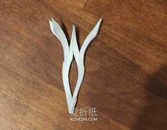 怎么折叠和剪纸多种美丽窗花的剪法图解教程- www.aizhezhi.com