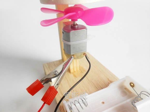 科技小发明:怎么做电动吹球机玩具的制作方法- www.aizhezhi.com