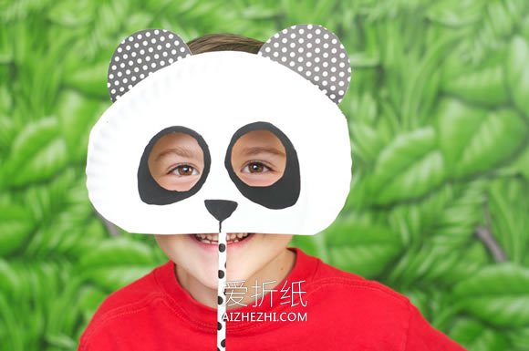 怎么用纸盘做大熊猫面具的制作方法教程- www.aizhezhi.com