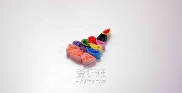 怎么做衍纸生日蛋糕贺卡的制作方法图解- www.aizhezhi.com