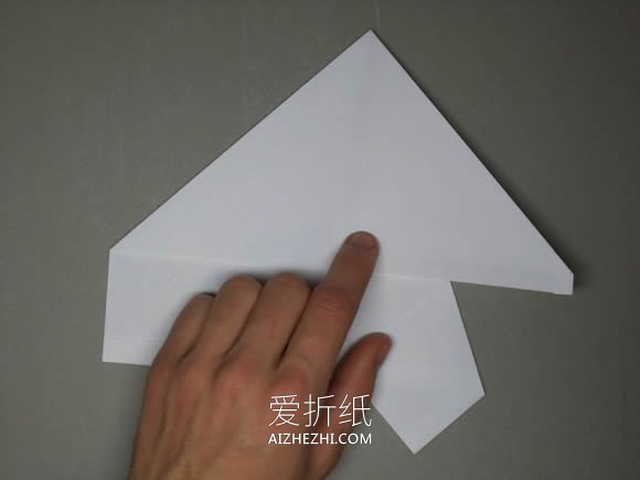 逼真F-16纸飞机的折法详细过程图解- www.aizhezhi.com