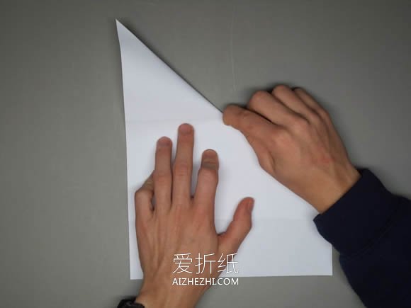 逼真F-16纸飞机的折法详细过程图解- www.aizhezhi.com