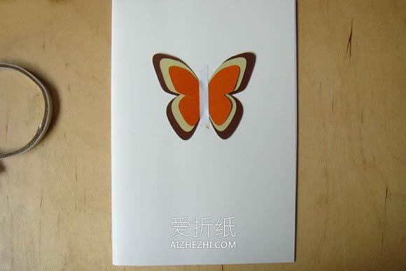 怎么做精美蝴蝶花朵贺卡的手工制作方法- www.aizhezhi.com
