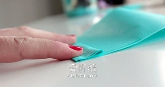 怎么简单做单色纸花的手工制作步骤图解- www.aizhezhi.com
