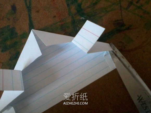 怎么用索引卡制作桌面上的小屋的方法图解- www.aizhezhi.com