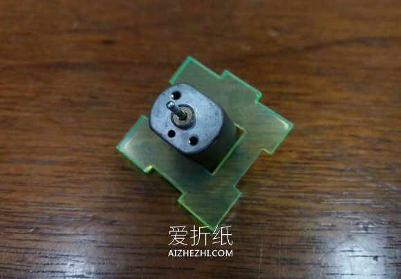 怎么做迷你风力涡轮机的DIY制作方法教程- www.aizhezhi.com