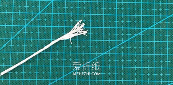 怎么做皱纹纸蓝雪花的手工制作方法教程- www.aizhezhi.com