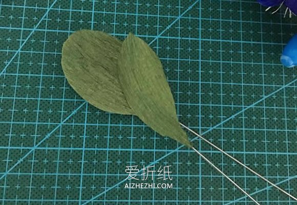 怎么做皱纹纸蓝雪花的手工制作方法教程- www.aizhezhi.com