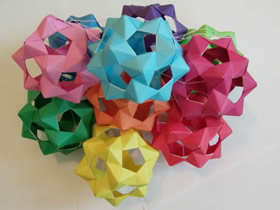 怎么折纸空心球体的折法步骤图解教程