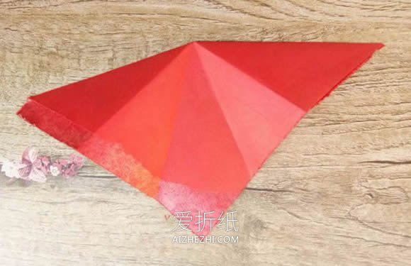 怎么五折剪纸红色团花窗花的折法和剪法步骤- www.aizhezhi.com
