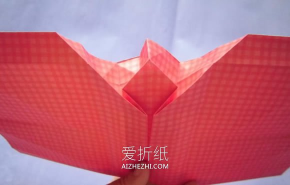 怎么折纸爱心相片框的折法详细步骤图解教程- www.aizhezhi.com