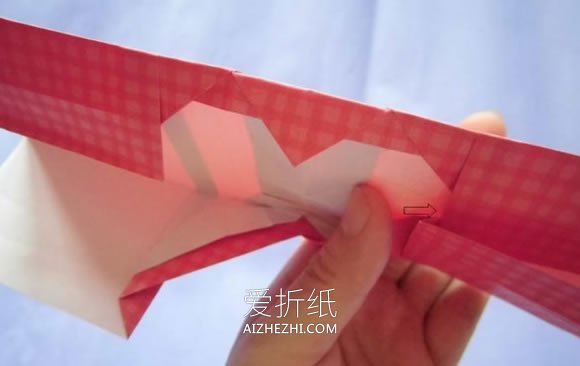 怎么折纸爱心相片框的折法详细步骤图解教程- www.aizhezhi.com