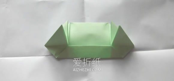 怎么折纸松树信纸的简单折法过程图解- www.aizhezhi.com